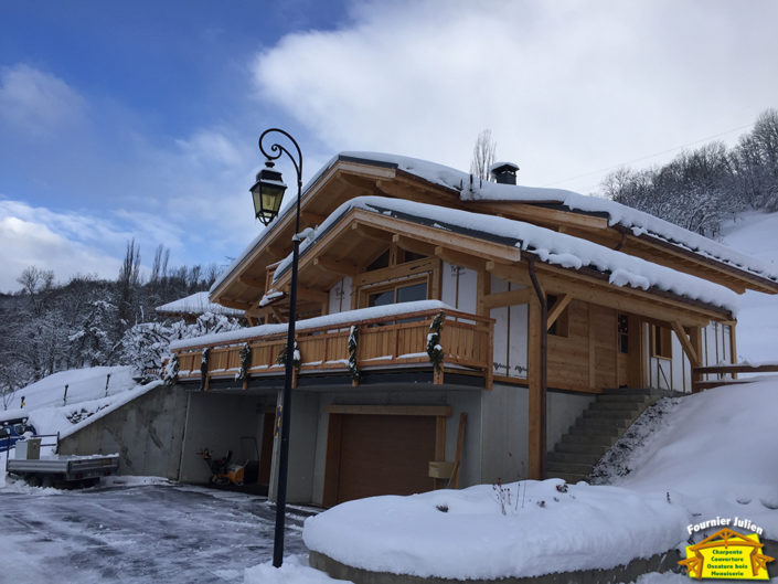 Julien Fournier - Charpentier traditionnelle à Bourg St Maurice en Savoie